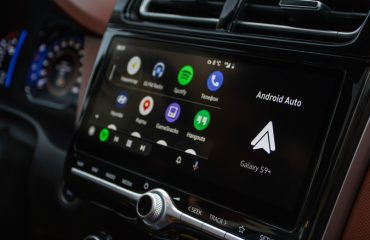 Android auto infotainment screen