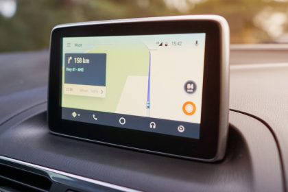 waze navigation app android auto screen